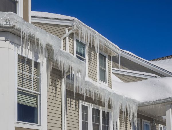 Roof Ice Dam Removal
