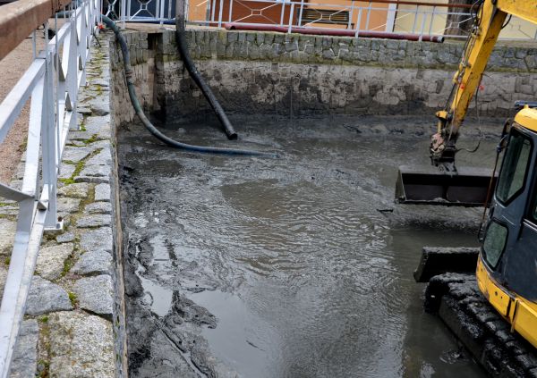 Pond Erosion Control