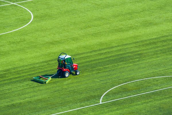 Commercial Grass Cutting
