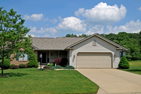 Ranch Style Home Landscaping - Ranch Style Home Landscaping Columbus, Ohio