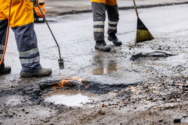 Gravel Pothole Repair - Gravel Pothole Repair Indianapolis, Indiana