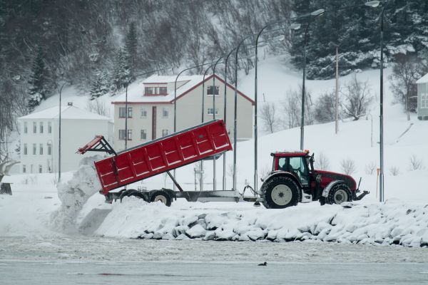 Driveway Snow Plowing